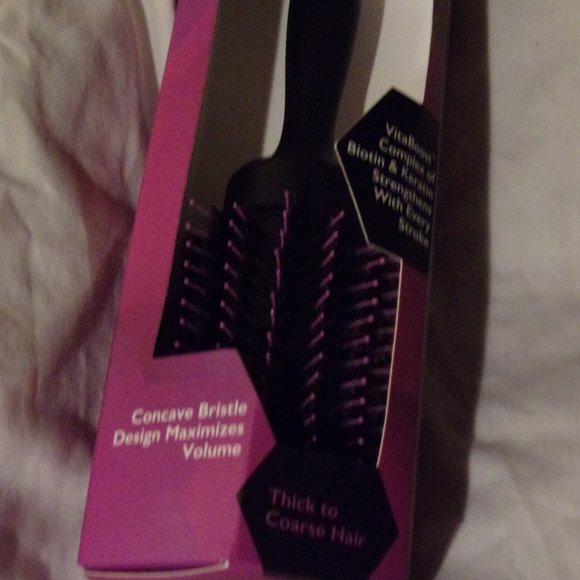 Hairbrush for long thick hair blow-out - Picture 1 of 1